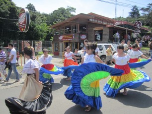 Dancing in the streets of Monteverde